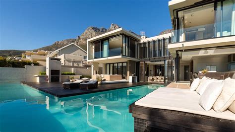 luxury cape town villas.